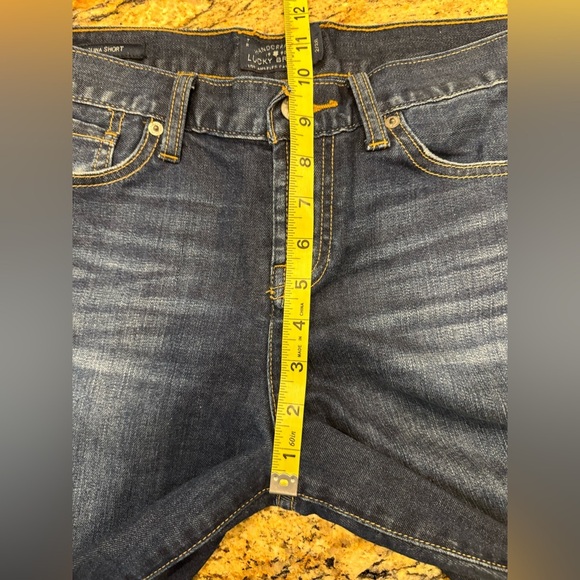 Lucky Brand Womens Shorts Size 2 Dark Distressed Denim Mid Rise - Picture 7 of 8